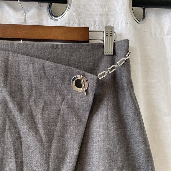 Lichi Asymmetric mini wrap skirt Size Large Grey - Picture 2 of 13